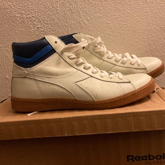 Bad ass Diadora hi-tops - Picture 1 of 1